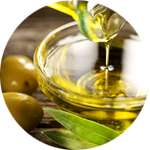Одним из компонентов сыворотки Новаскин против морщин является оливковое масло